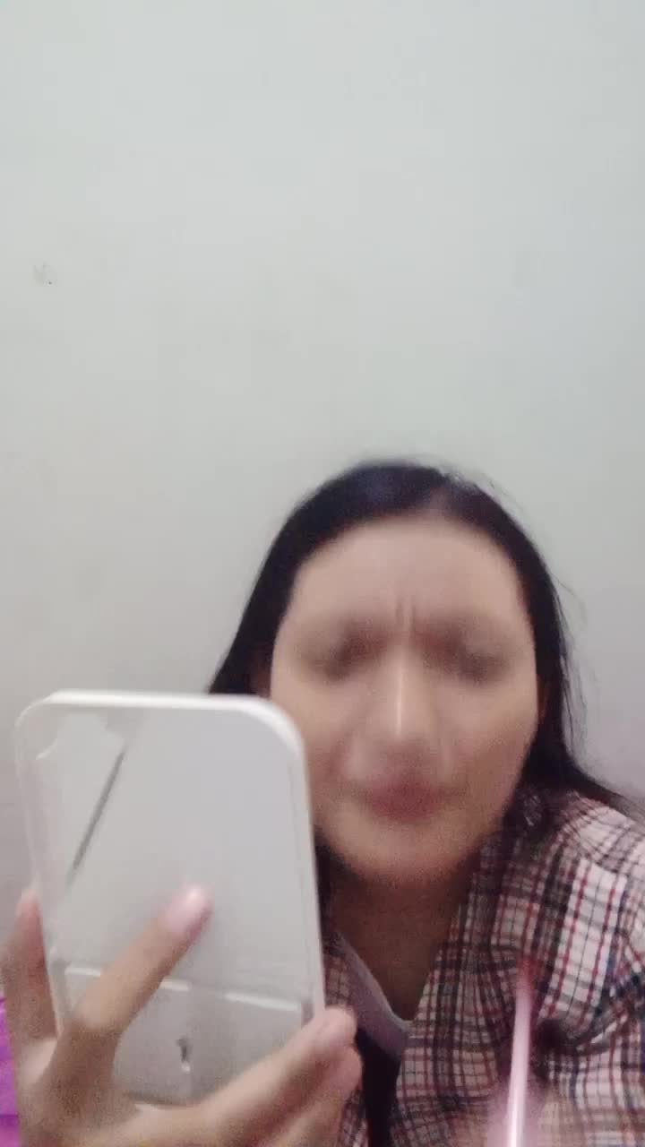 Tema hari ini skincare hahaha