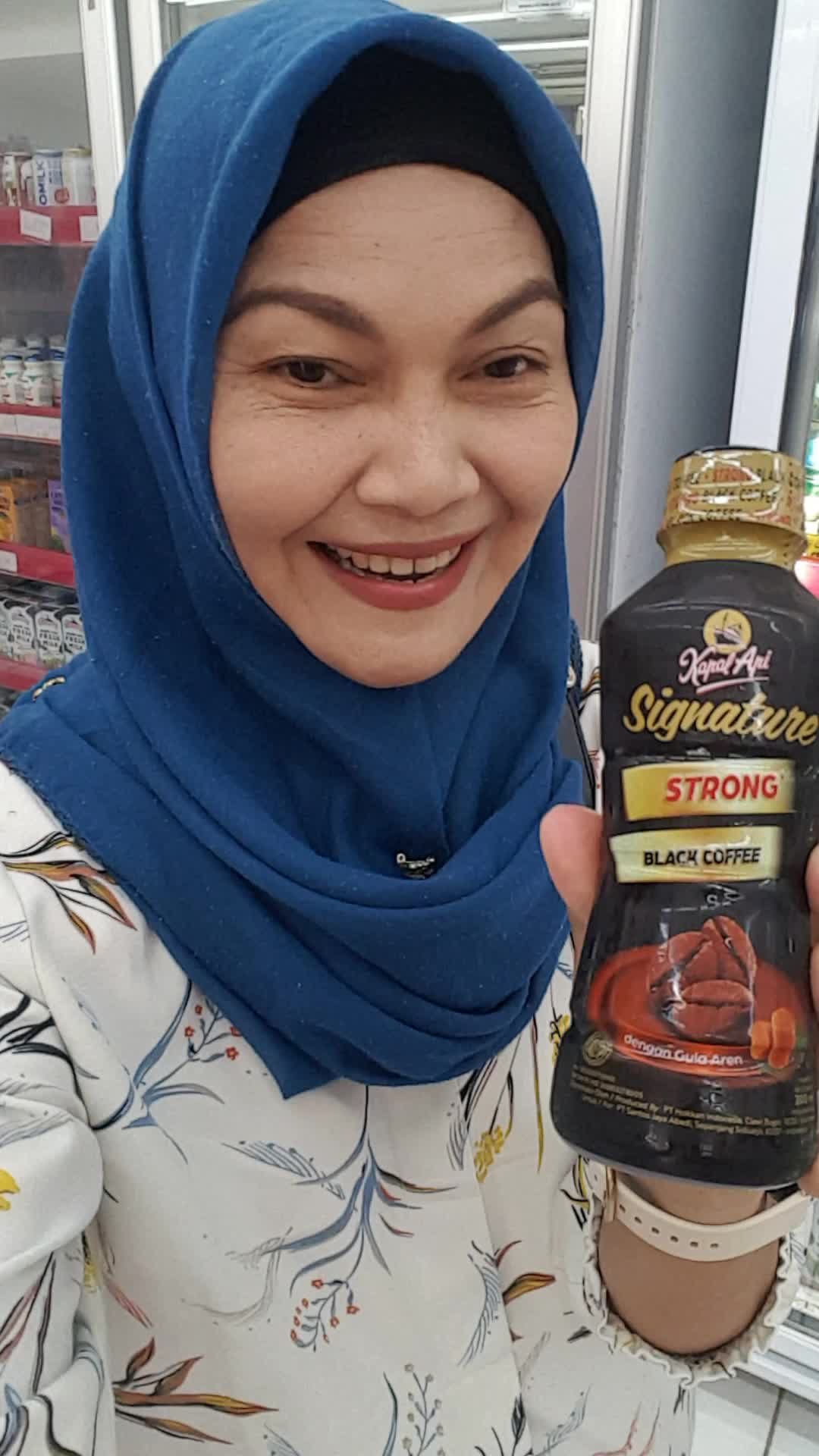 1 Nov 2023_Aty with Product Drink Black Coffee Kapal Api_PT Dantos_Part 1