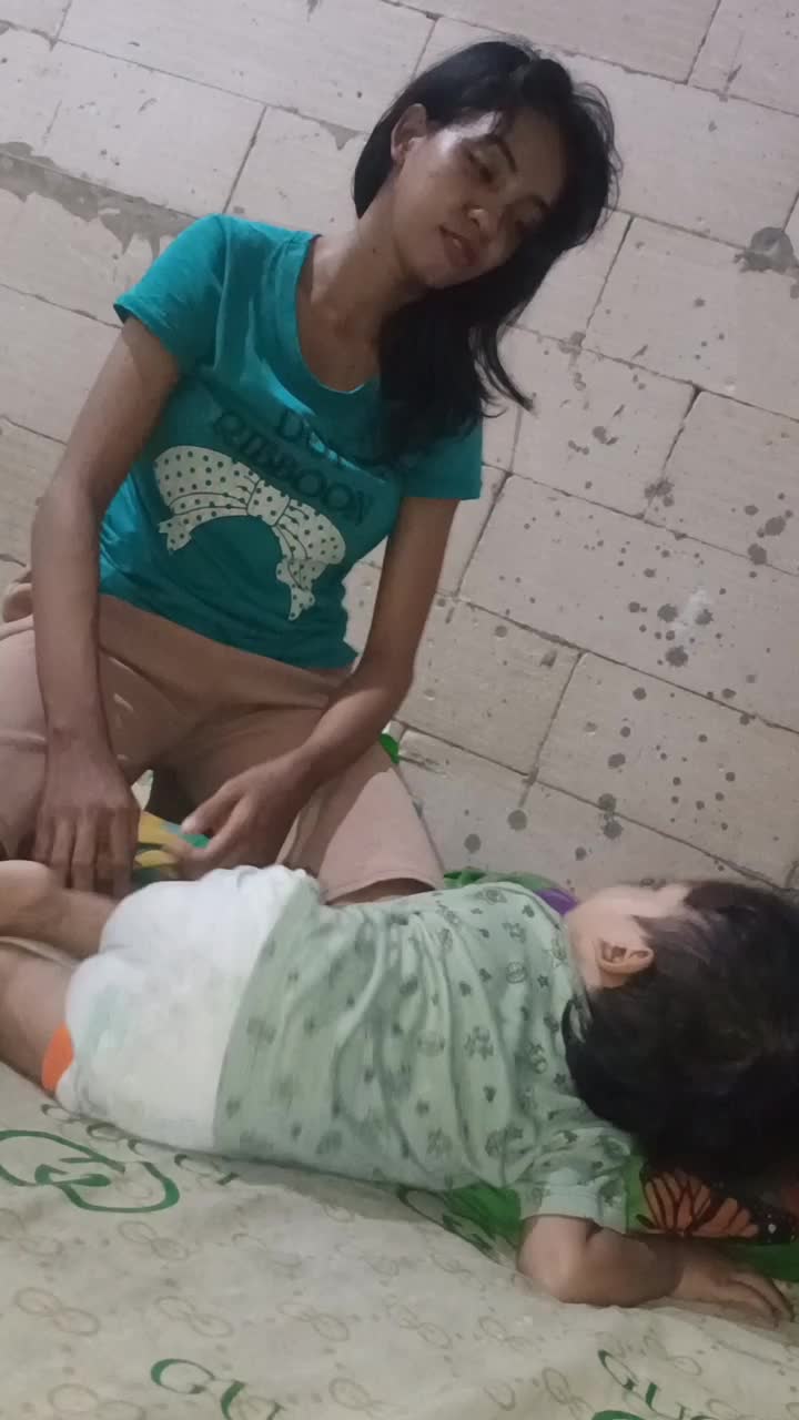 babang nauvan mntak d pijetin 😅

#RCTIPlus #RCTIoke #HOTrctiplus #1TRENDING #fypシ゚viral #mahmud #mamahmudaberanaktiga 