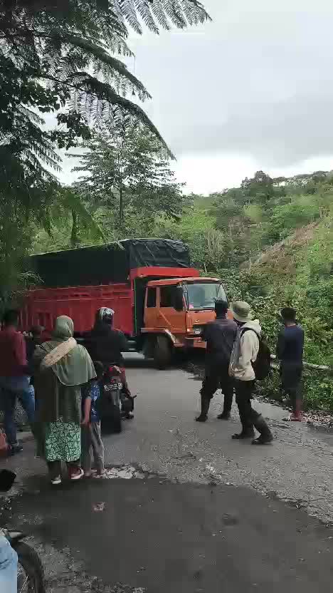 rem blong #DriversLicense #show truck #parapejuangrupiah 