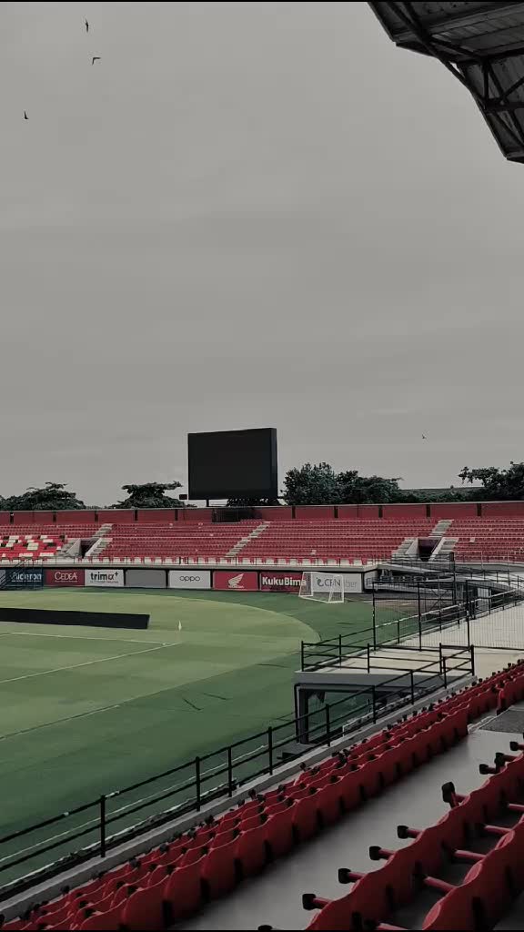 🏟️ Dipta,Gianyar-BALI.
.
#NSB12 #BALIUNITEDFC #CHAMPIONS #LIGA1 #BALI #INDONESIA #FOOTBall #enjoy #fun 