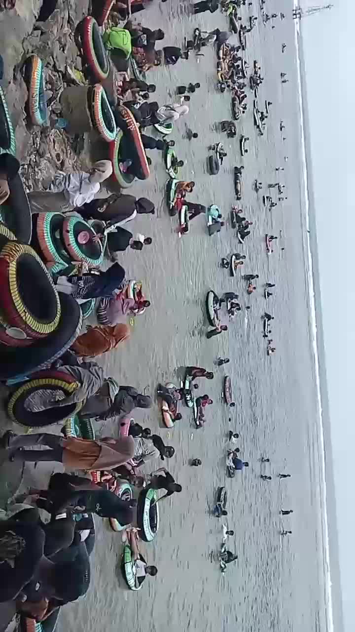 #Hari raya idul Fitri #pantai Sindang kerta Tasikmalaya rame yg renang