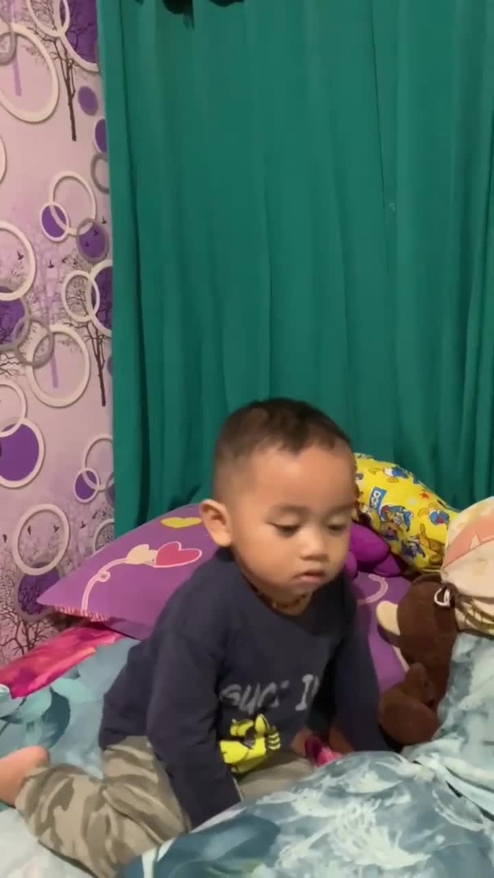 yg penting happy