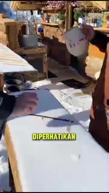 Pria ini memiliki kedai coklat yg tempat nya di salju
lihatlah yg ia lakukan 


#fyp #short #rigelagency #OriginalSong #HOTrctiplus #RCTIPlu