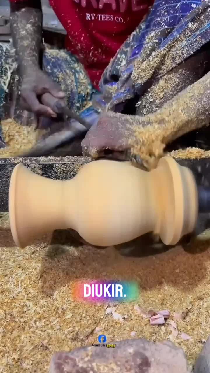 Hanya dari akar bambu, jadilah vas bunga yang estetik ramah lingkungan  #shortplus 