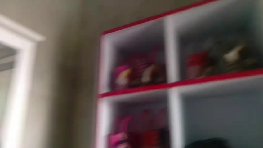 sekolah di sambil jualan 