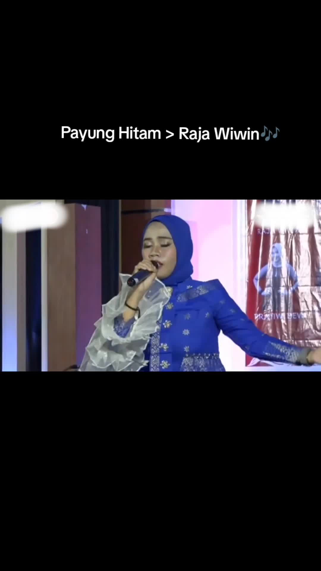 KDI 2025 Raja Wiwin (Tembilahan Riau ) (24 Tahun) Payung Hitam #audisionlinekdi2025 #BISMILLAH #Rajawiwin 