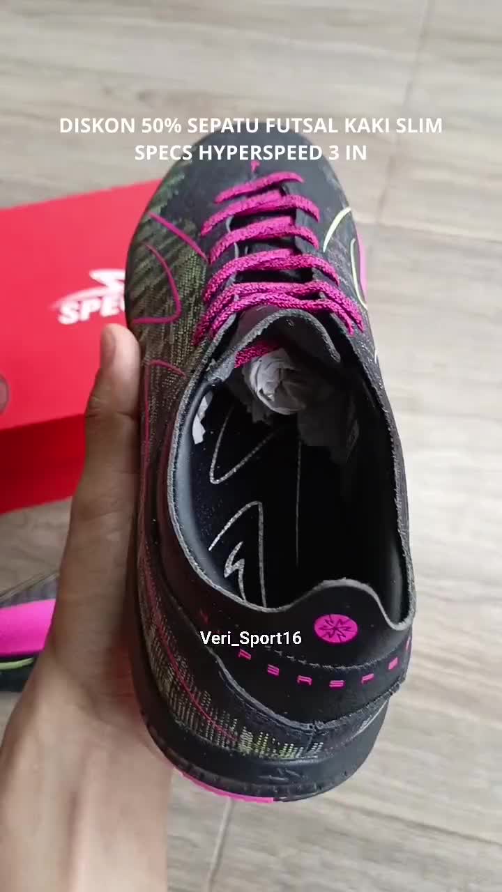 DISKON 50% LEBIH SEPATU FUTSAL.
SPECS HYPERSPEED 3 IN.
Rp.549.800 DISKON JADI Rp.275.000.
 
VERI SPORT ORIGINAL GAK HARUS MAHAL!! 
#specslig