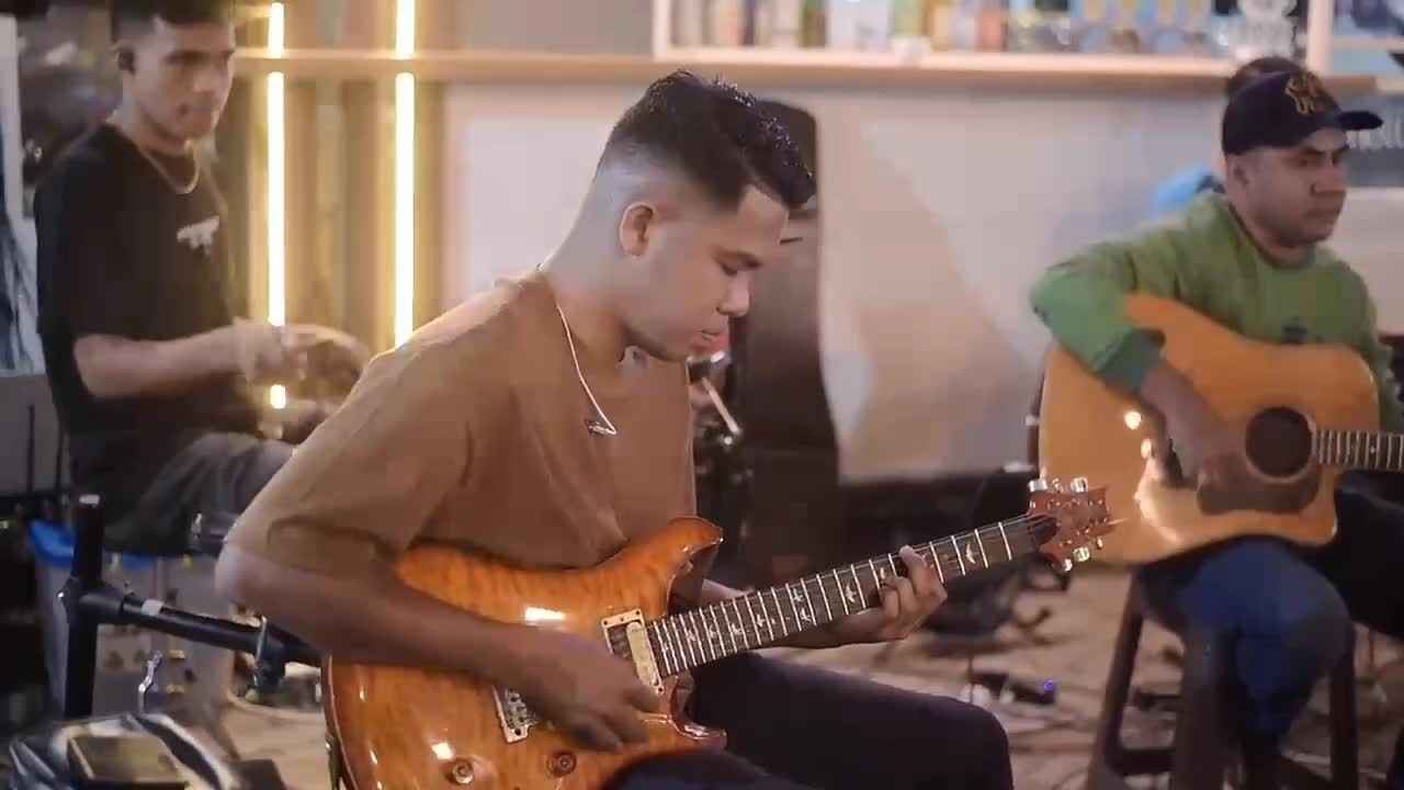 Buta Hati cover by Piche Kota Hananu Hamutuk #pichekota  #hananuhamutuk  #butahati  #naif 