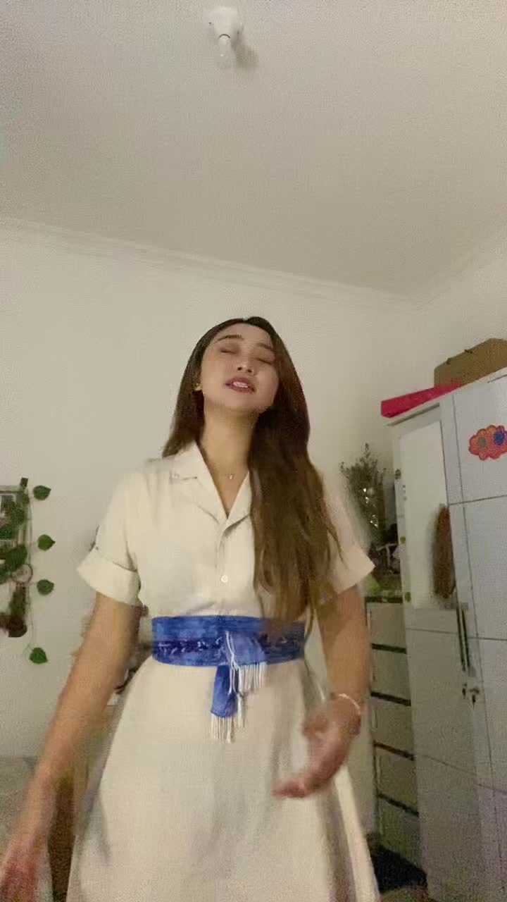 IDOL_XIII RACHELITA 23 JAKARTA PUSAT TITANIUM & TOLONG