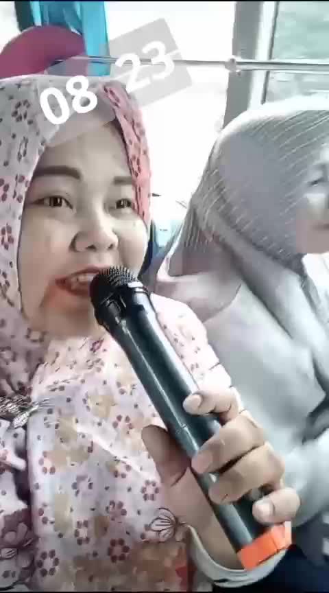 Hiburan dulu gaeeesss 😄😄