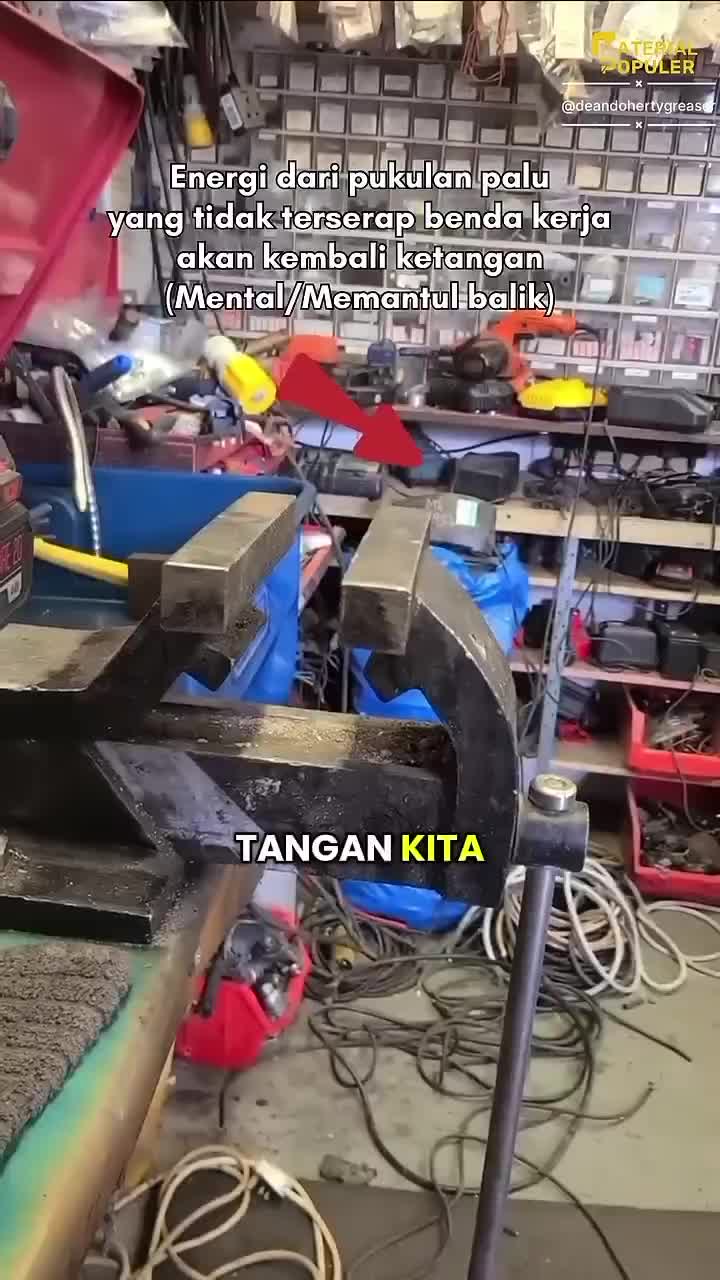 Cara kerja palu pukulan mati