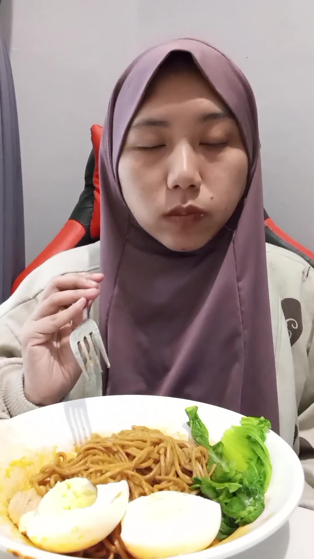 baca doa dulu biar ga pedas