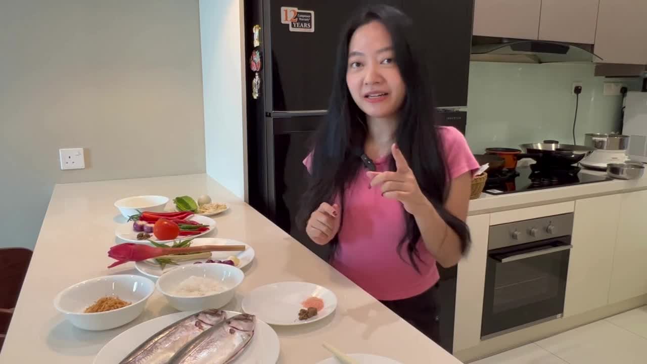 Ga Nyangka 🫣 Nasi Kerabu Malaysia ini Enak Banget 😱 #onlineauditionmci12