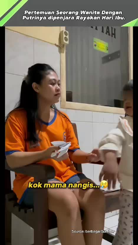 Video Yang Lagi Viral, Pertemuan Seorang Wanita Dengan Putrinya dipenjara Rayakan Hari Ibu. #RCTIPlus  #videoviral  #faktaviral  #videoeduka