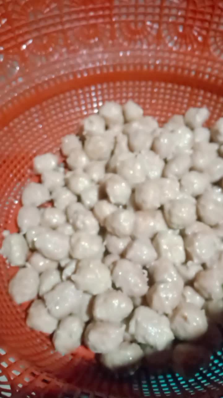 pentol daging 
#RCTIPlus  #HOTrctiplus  #RCTIoke 