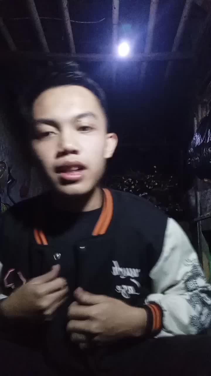 #IDOL_XIII nama dian usia 19 th kota cianjur judul lagu noah menghapus jejakmu