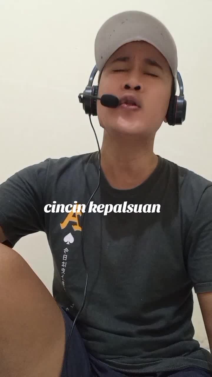 saya Yanno suit suit ikut audisi kdi smga lolos,bekerja sbgi cleaning service di mall udh 13 thun #KDI  #fyp 