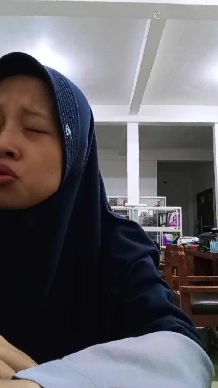 IDOL_XIII ELFIRA FIESKA 19 TAHUN MAGETAN Hilang Tanpa Bilang