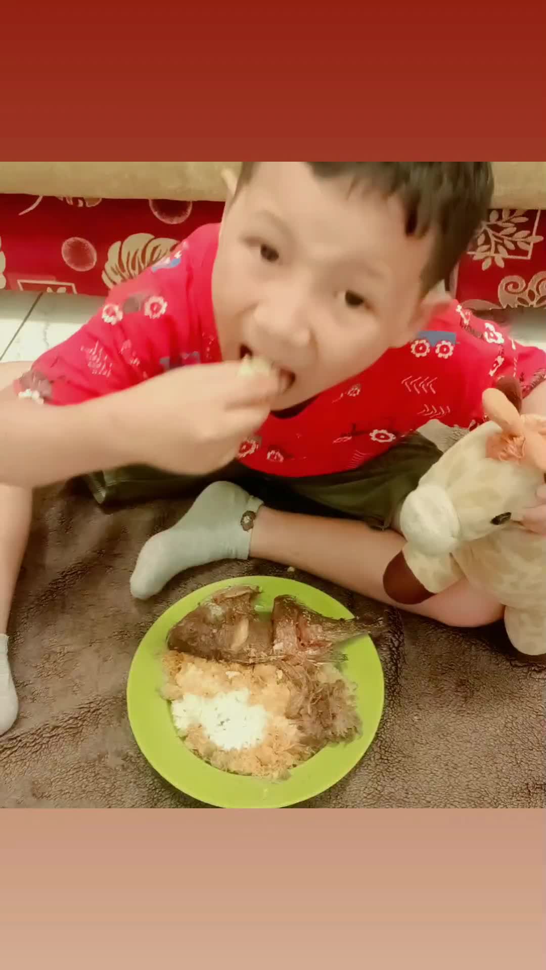 makan banyak