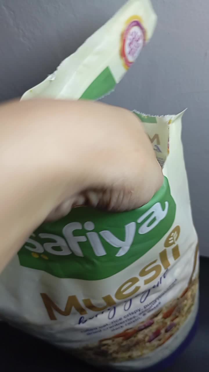 Sarapan muesli