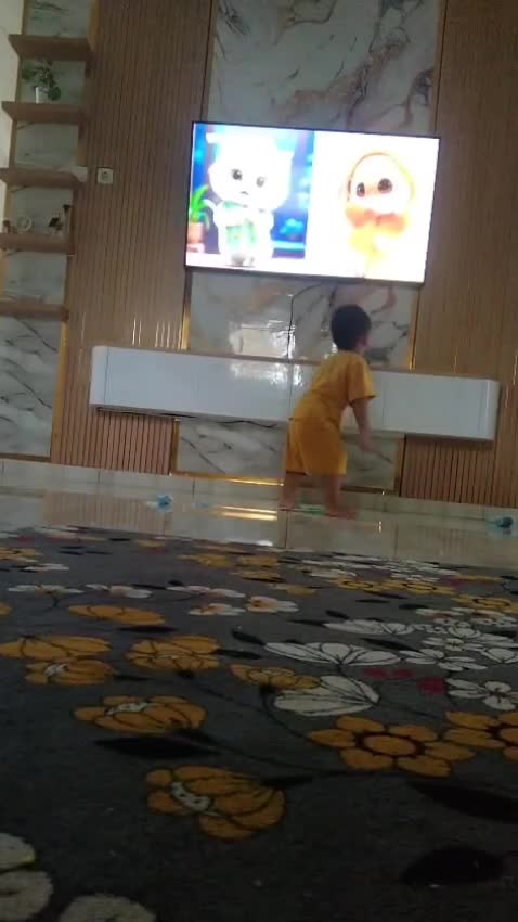 aktif sekali kalau dengar dan lihat lagu Dede ini 