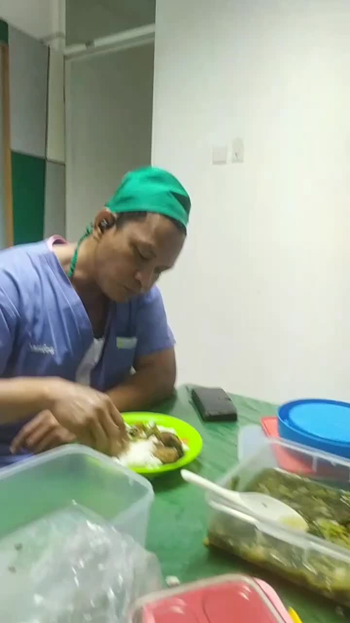 bercanda selesai kerja