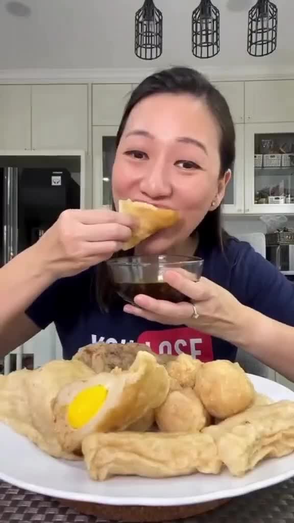 Mukbang Makan Besar
#Food #Videomasakan #videomakanan #Like #Follow #videolucu #Mukbang #Mukbangmakanbesar #Viral #videoviral #Fyp #lucu #ng