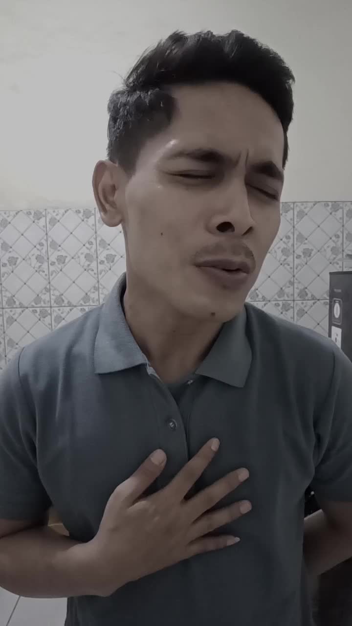 Nama : Asep Abdul Rohman #Usia 33 tahun , asal kota dari Tasikmalaya,
lagu angin-lesti kejora 