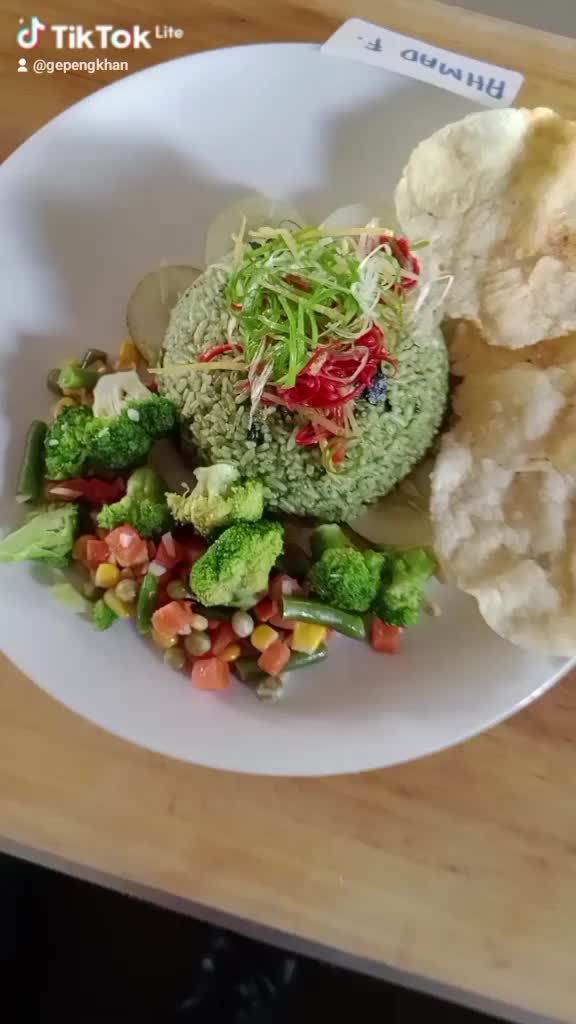 yg penting mah bocah Betawi ud berusaha.#bocahbetawioraketinggalanjaman
