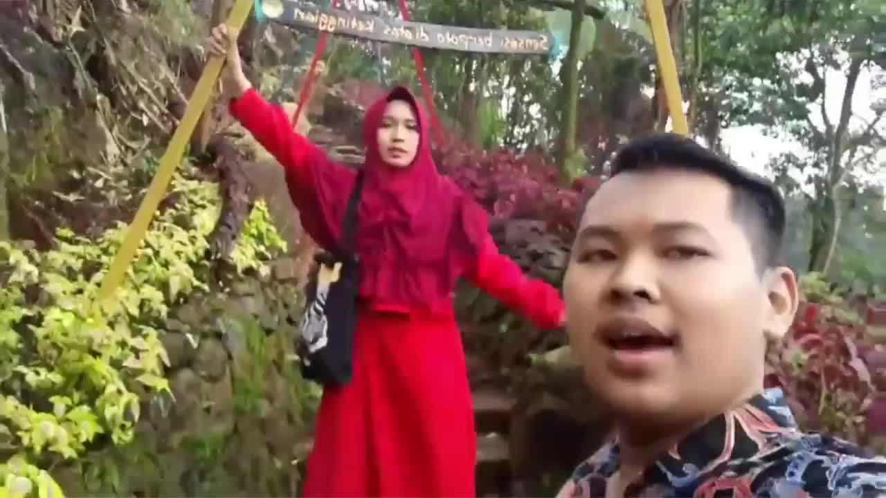 ada yang pernah kesini??
Ranggon hills 
 #wisata  #Wisatamurahmeriah  #Bogor  #gunungsalak  #wisatagunungsalak  #indahnya  #wisataalam 