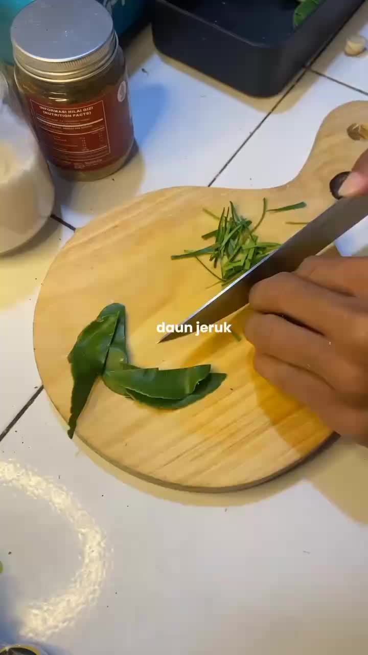 part 6 : Masak daging T-rex nendang banget.
 #JakartaMasakankhasAceh  #RCTIPlus  #anakkost #followme 