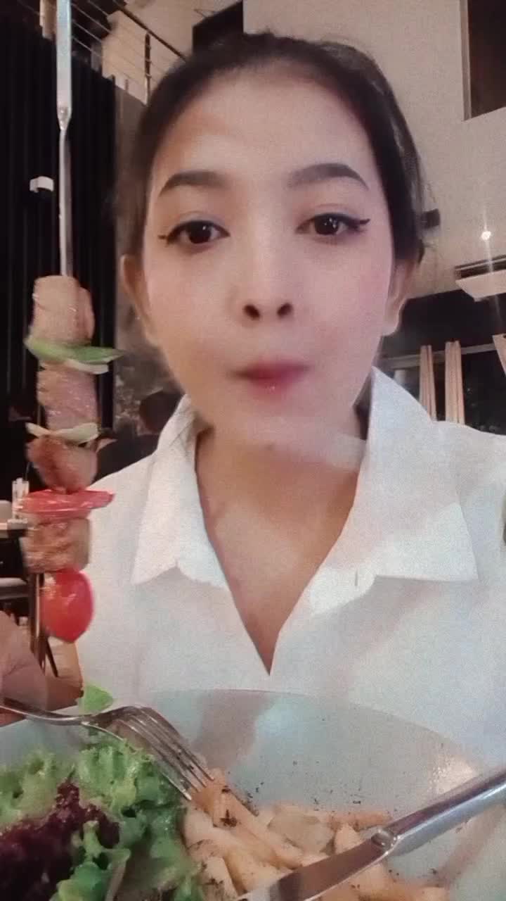 dinner time alone 