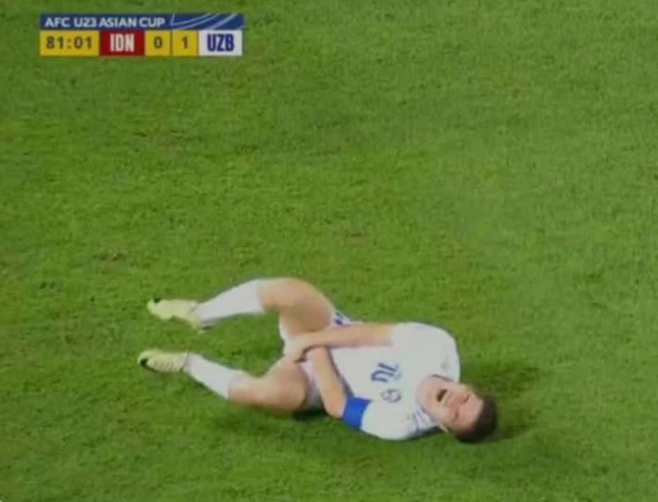 Nendang Titit kartu Merah