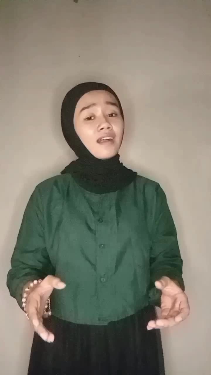 NAMA AYU ANDINA UMUR 18 TAHUN ASAL BONE JUDUL LAGU PESTA PANEN 