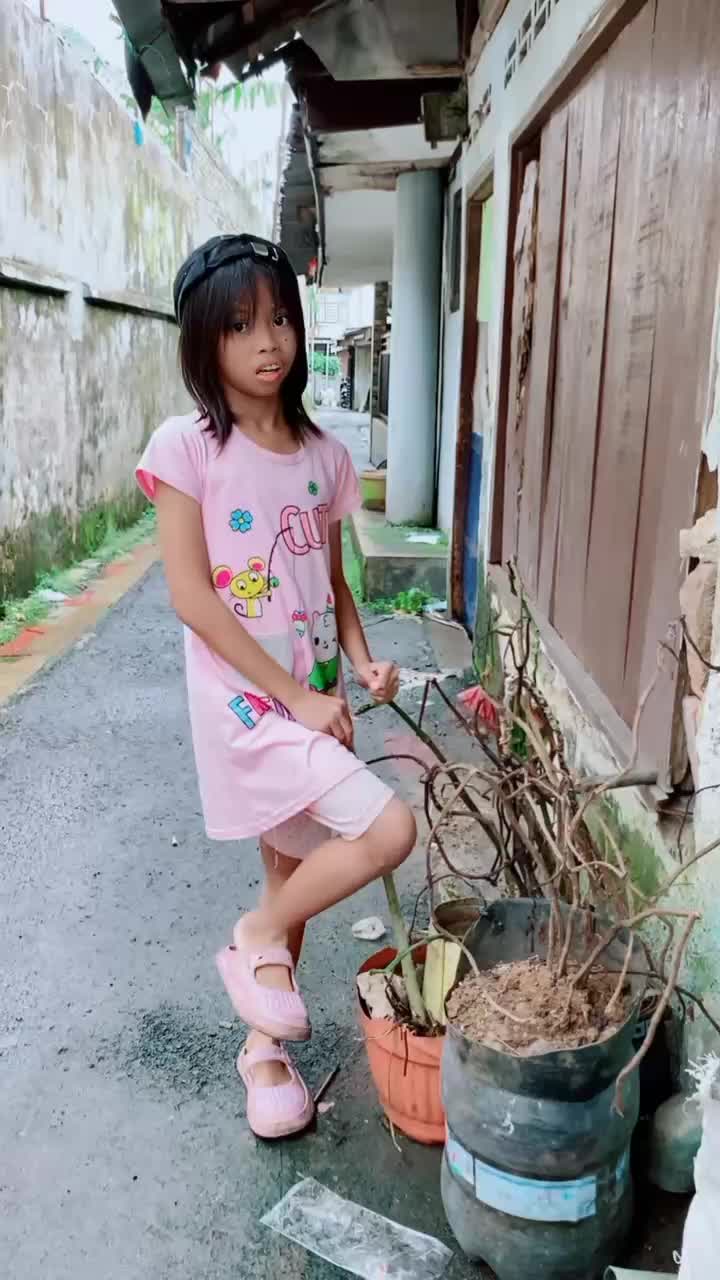 semua nggak boleh 