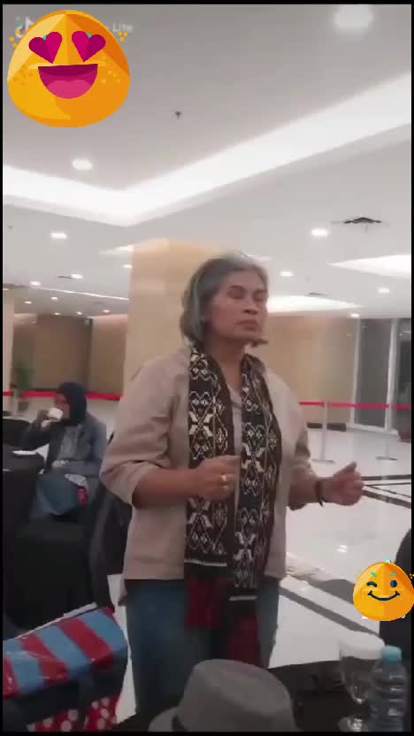 @Gala 2 Live XFactor... suporter Oma Rete kumpul..🥰