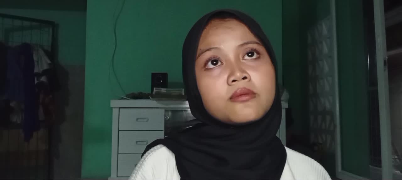 IDOL_XIII_TERRA TAZRIAYANI PUTHREE_19 TAHUN_KOTA CIANJUR_TERLALU CINTA

 

