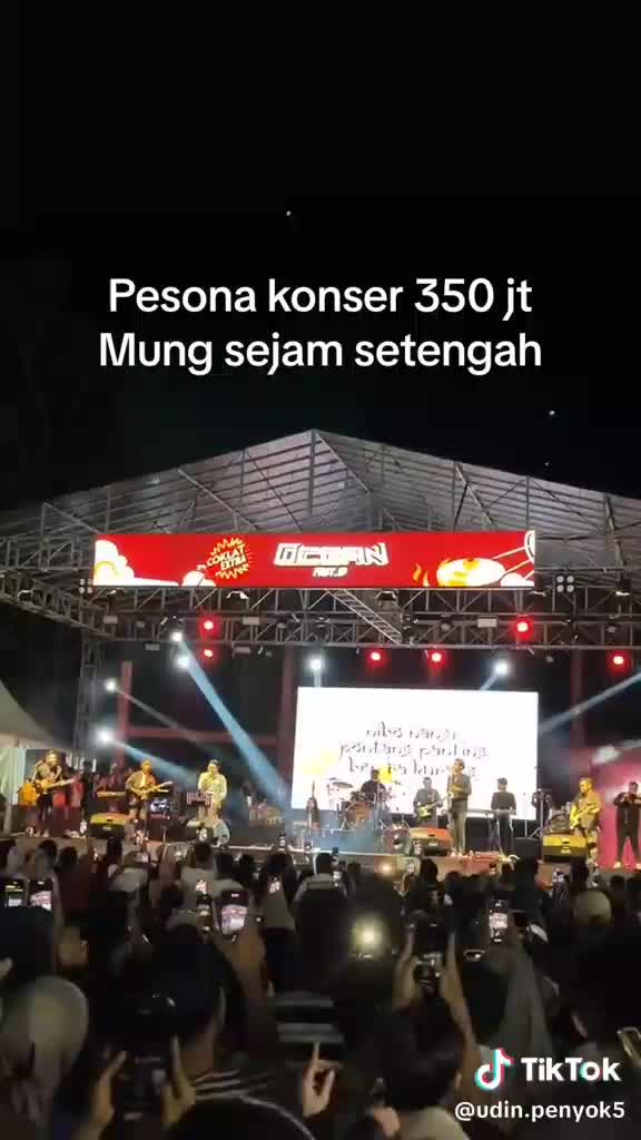 wayahe wong tulus tampil