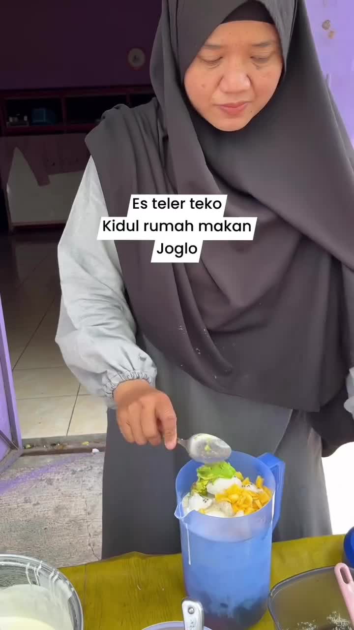 Cara membuat es buah seekor yang lagi viral , di tempat kalian ada tidak? #HOTrctiplus  #RCTIPlus 