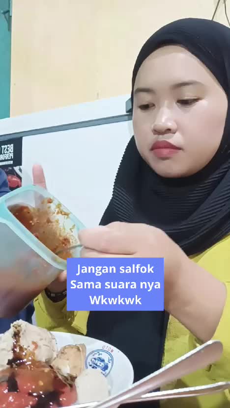suaranya jorok 😂
 #short  #HOTrctiplus  #RCTIPlus  #fyp  #mukbang 