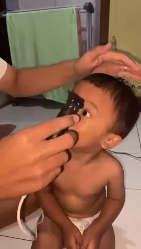 potong rambut adek  #minivlog  #dailyvlog #RCTIPlus  #HOTrctiplus 