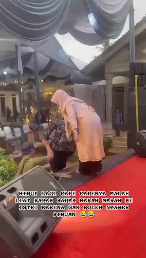 jkaks
