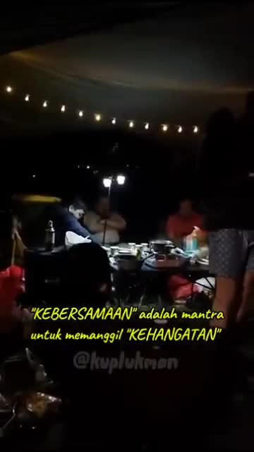 "Kebersamaan" adalah mantra untuk memanggil "Kehangatan" 

 #RCTIPlus #shortplus #kebersamaan #kehangatan #RCTIoke 