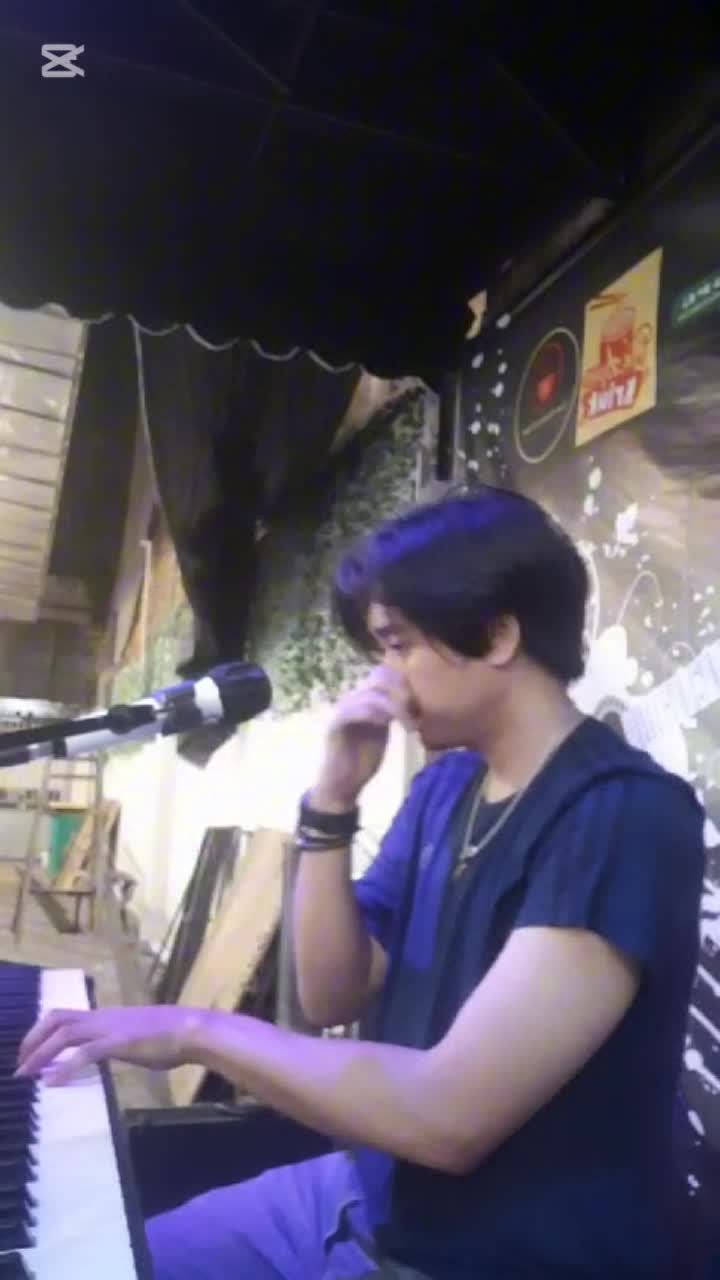 IDOL_XIII  - Fincent Emmeraldi Dewanto - 27Th - Jakarta Barat - I’m Not the Only One.