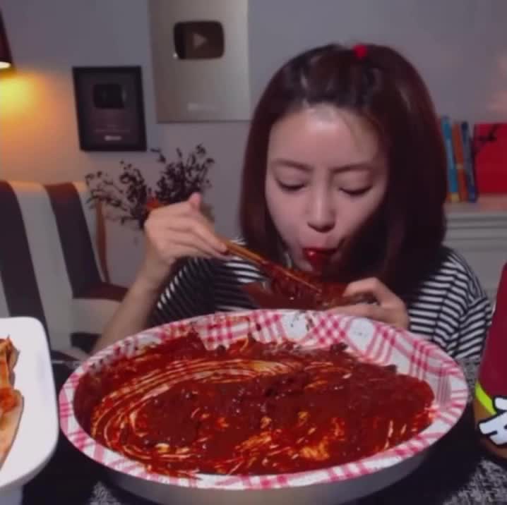 part 2nyaa

#RCTIPlus #RCTIoke #HOTrctiplus #mukbang #bikinngiler🤤 #fypシ゚viral #1TRENDING 