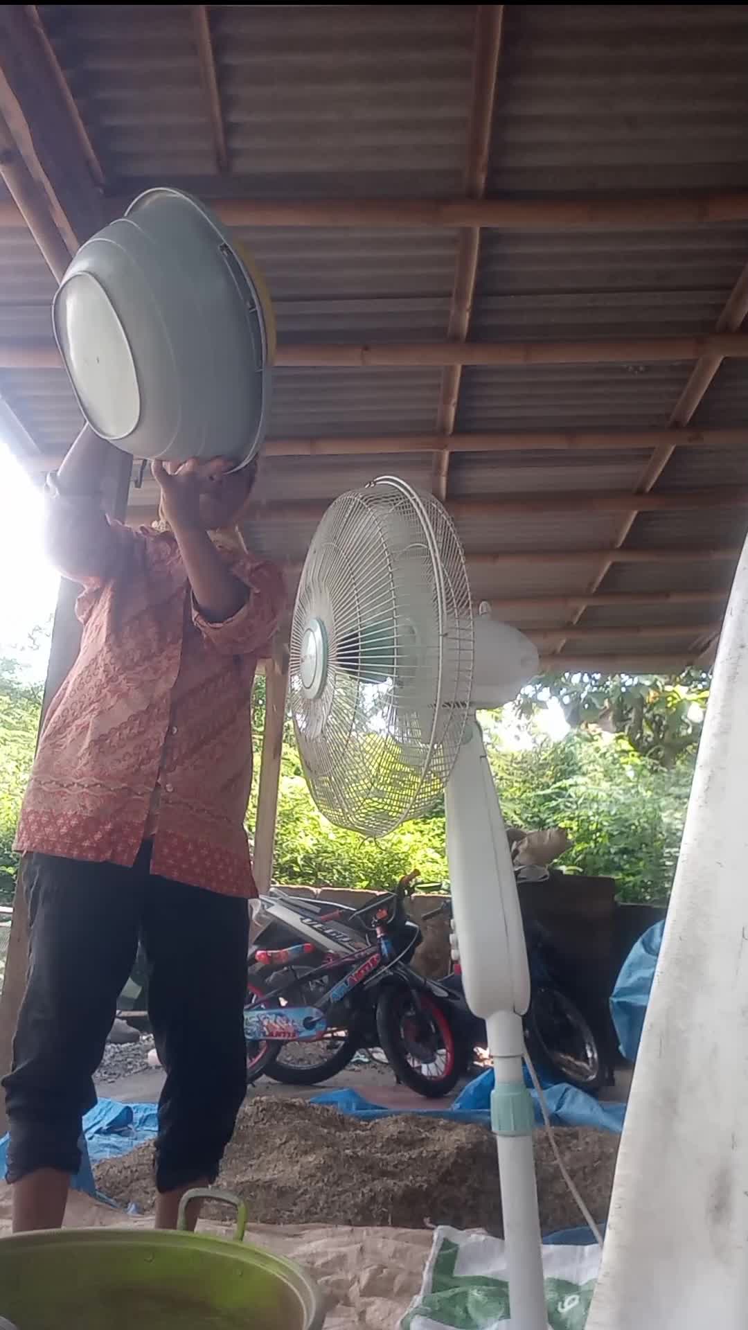 semangat 💪
 #RCTIPlus  #HOTrctiplus  #petanisukses