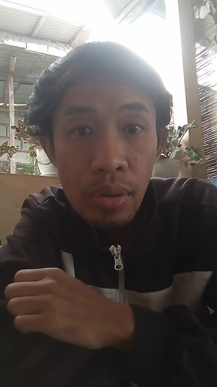 Nganggu Orang lagi enak tidur aja hmmmmm 