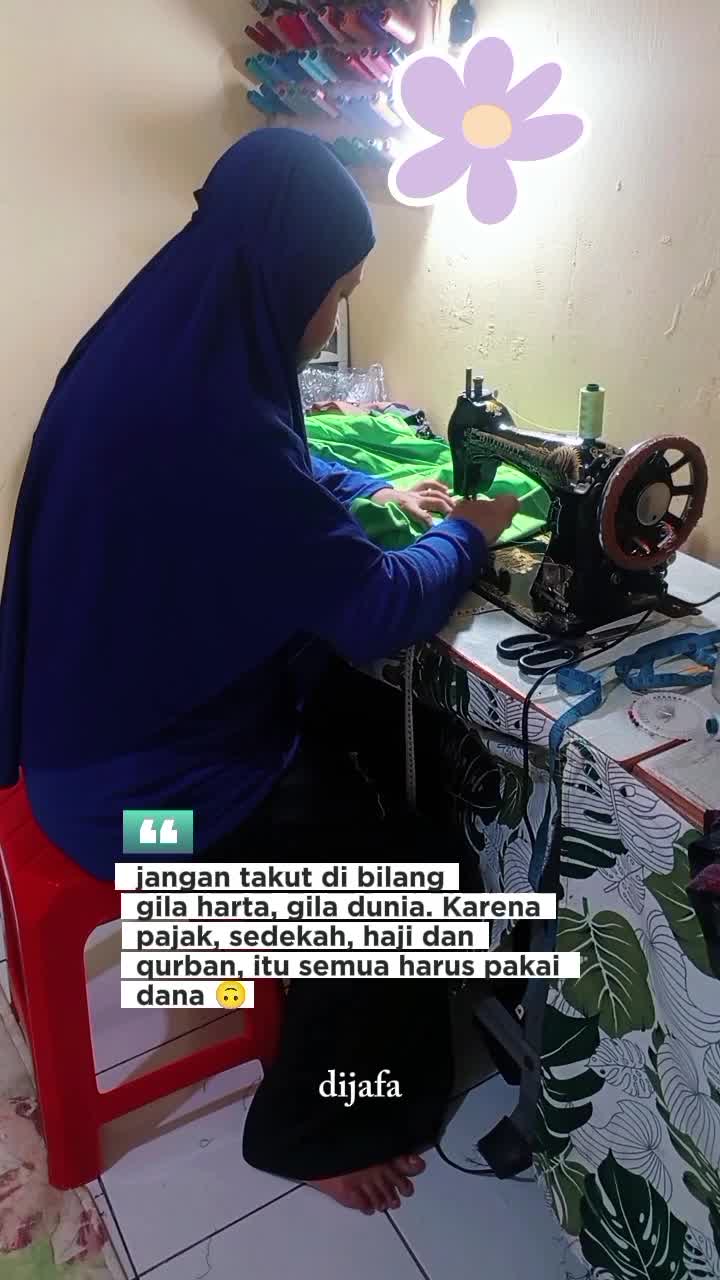 penjahit rumahan | semangat kerja karena semua butuh dana 
#penjahit #fyp 