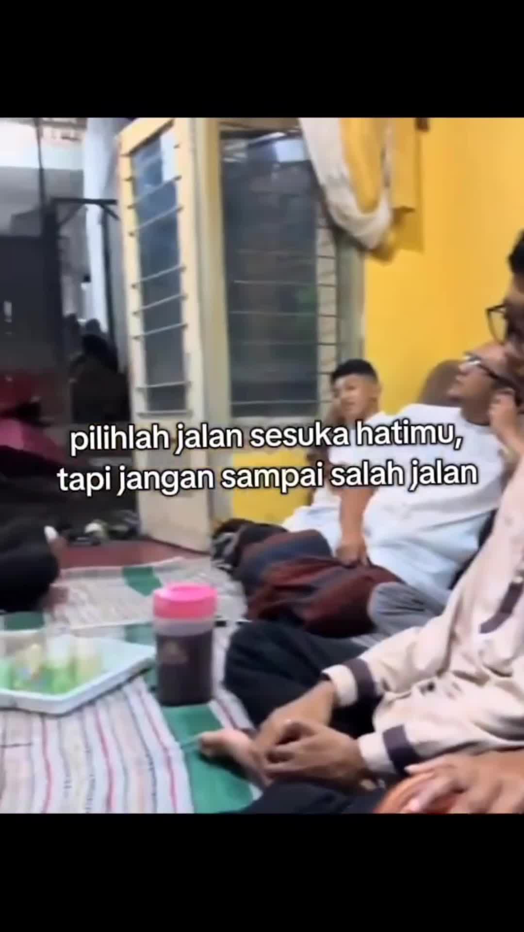 JANGAN SAMPE SALAH JALAN

#videolucu